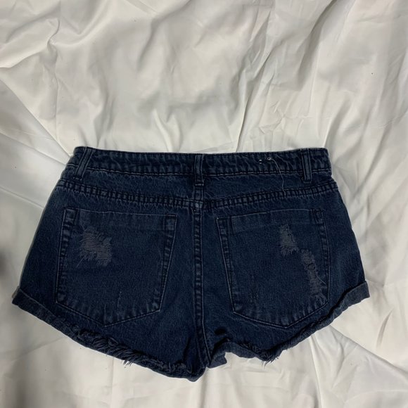 COTTON ON Frayed Mid-Rise Shorts US 4 - Picture 2 of 4